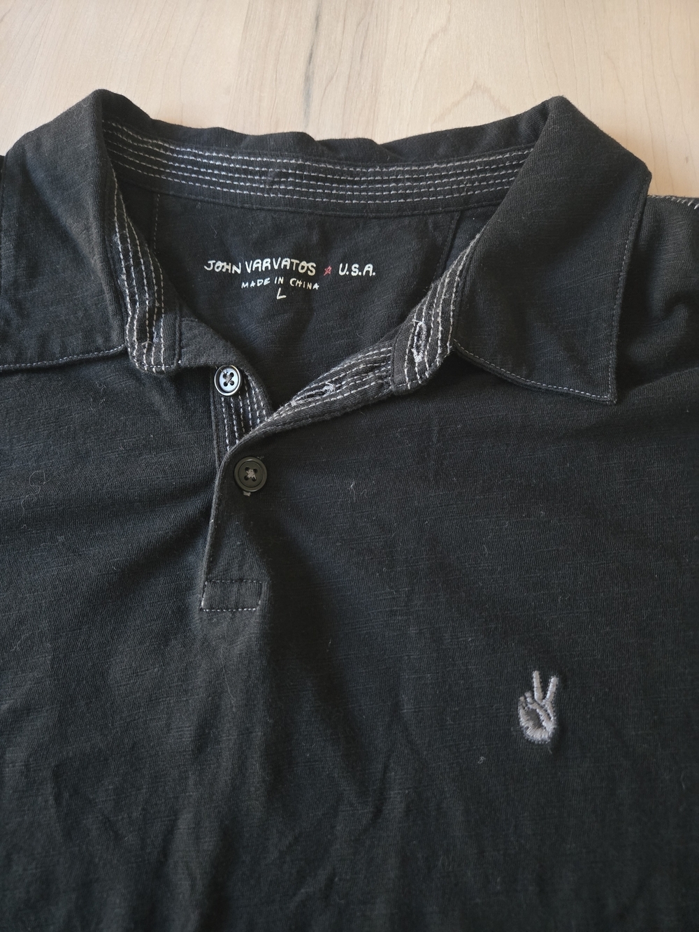 John Varvatos Black Short-Sleeve Polo with Subtle Embroidered Peace Hand